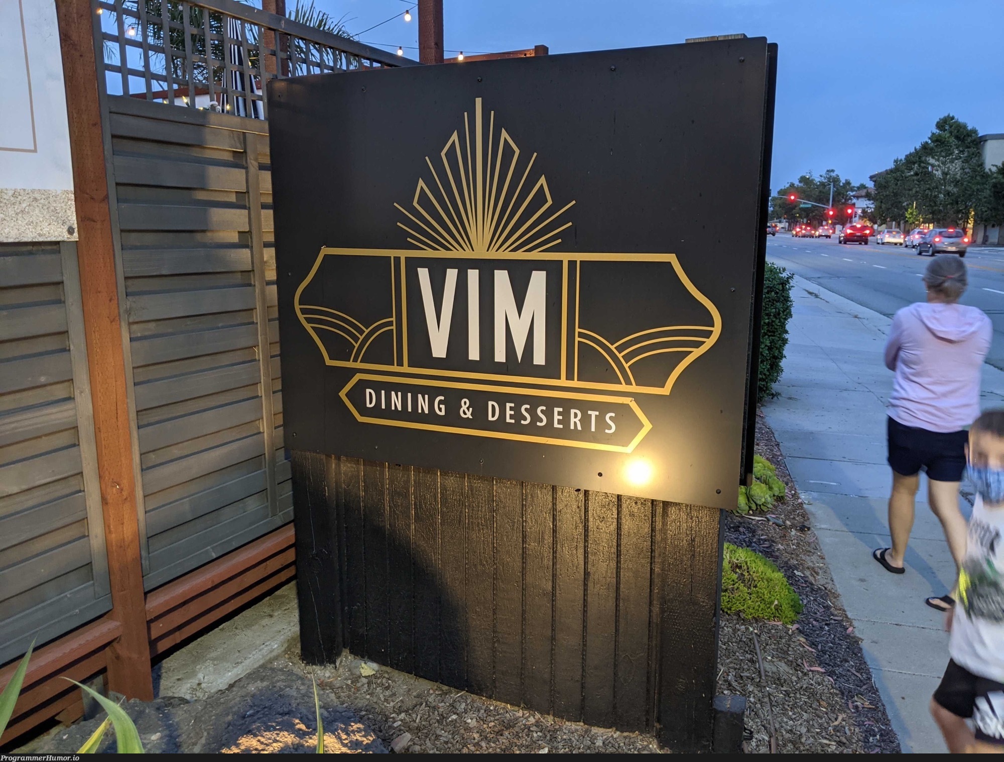Guys help, I can’t figure out how to leave this restaurant | rest-memes | ProgrammerHumor.io