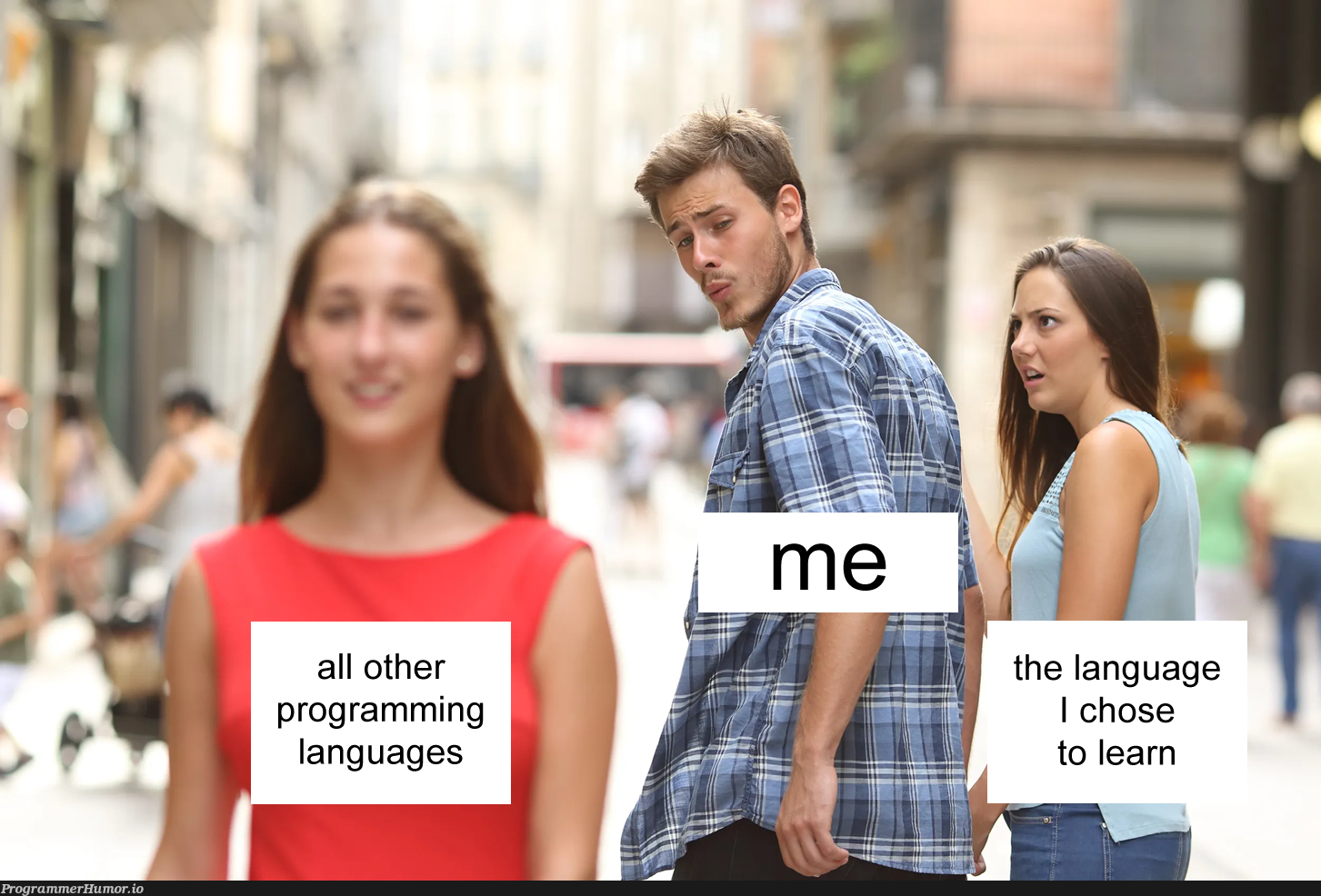 How distracted are you? | programming-memes, program-memes, language-memes, programming language-memes | ProgrammerHumor.io