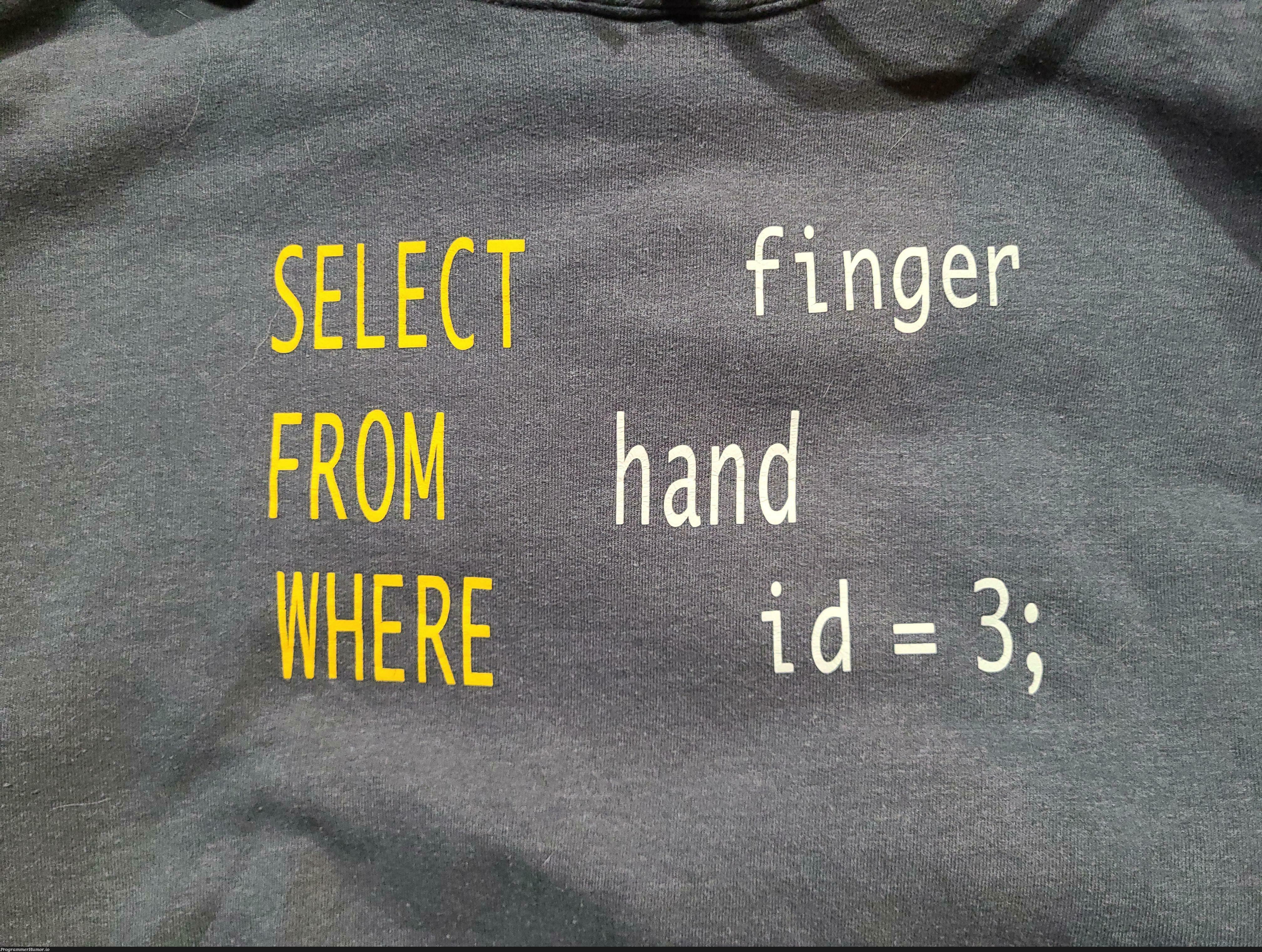 I show you my ring finger | ProgrammerHumor.io