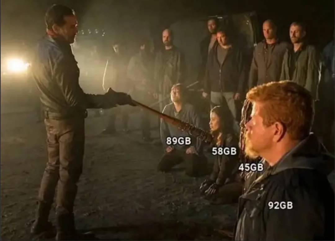 Me Choosing Which Game To Delete To Install A New One