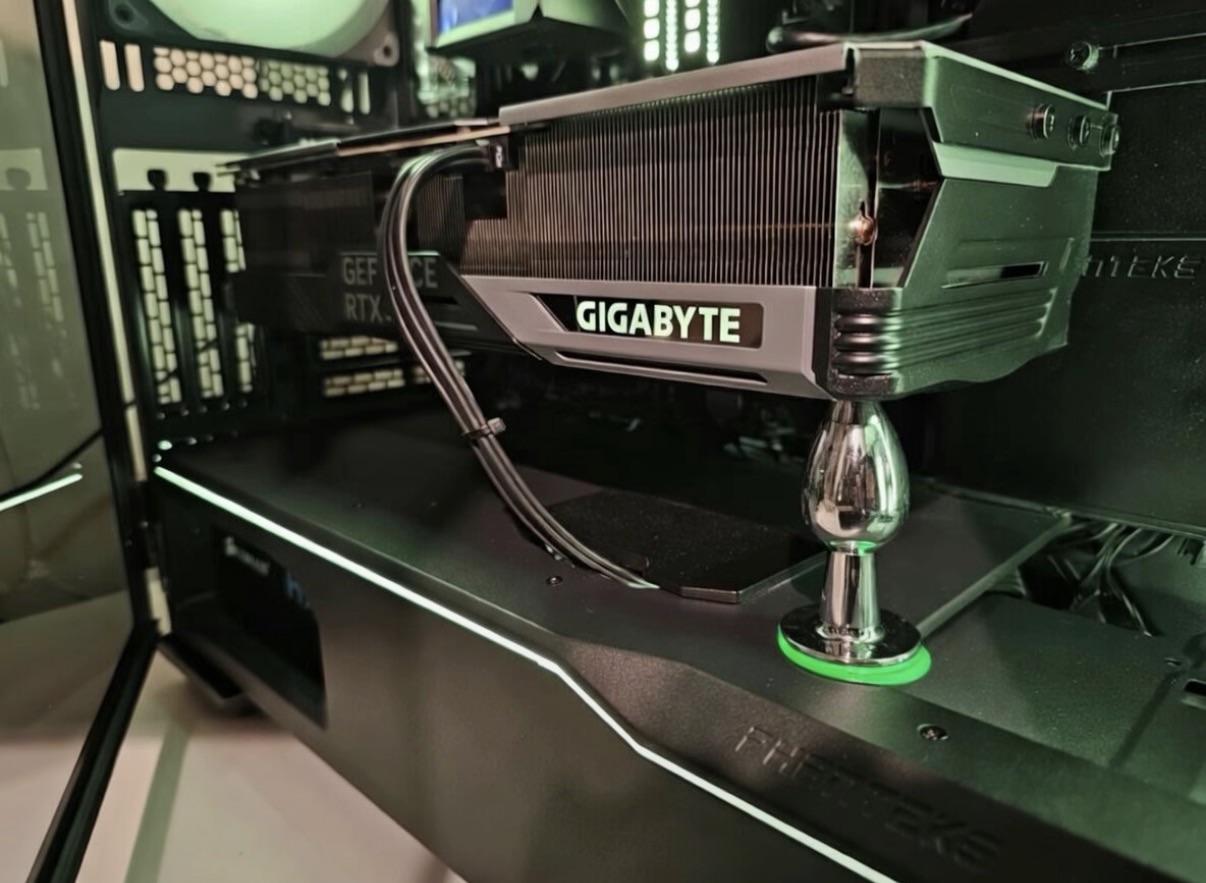 Improvised GPU Holder, Can't Afford It