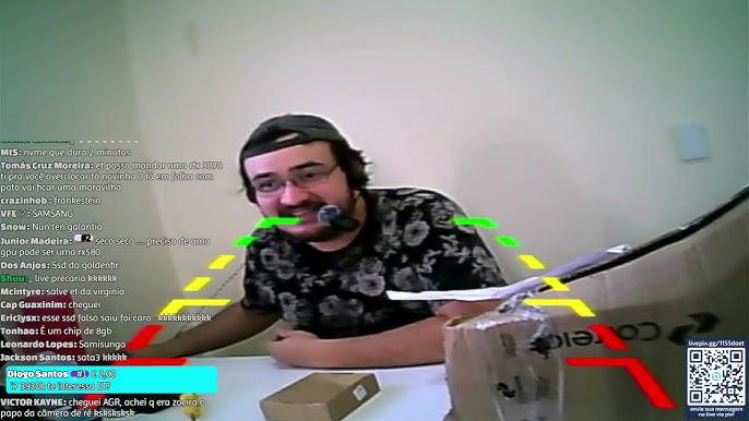 This Brazilian YouTuber Records His Videos Using A Rearview Camera